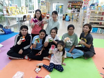 อาสาสมัคร ตุ๊กตาหุ่นมือ 2 พ.ย. 62 Volunteer Producing Hand Puppet Doll for Learning Kits  Nov, 2, 19